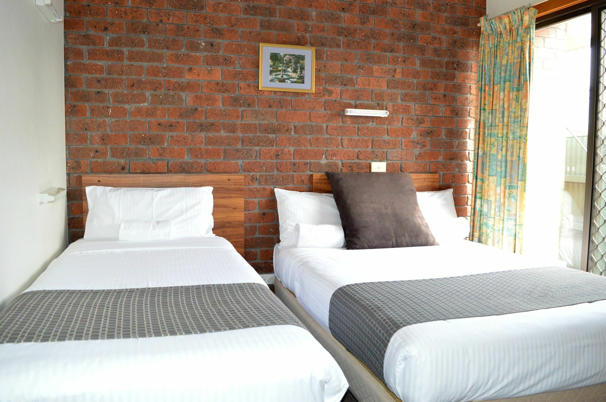 Lakes Jakaranda Holiday Units Лейкс-Ентранс Екстер'єр фото